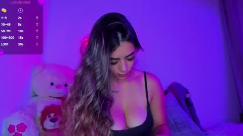 Eva Shinee online show from 10-09-25, 11:52