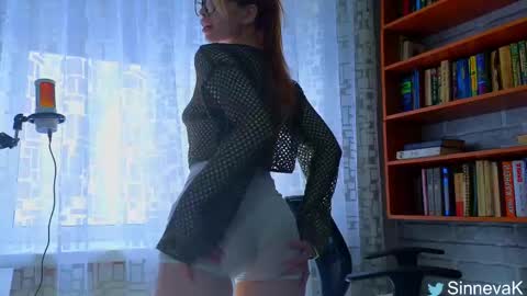 Hi there i am Eva and i wish create a nice community with you so join my Ticket Show for more pleasure online show from 02-15-25, 07:06