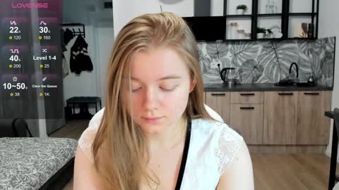 Snapshot of eva_tomiok chatting on 01-07-25, 05:22 Eva online show from 01-07-25, 05:22