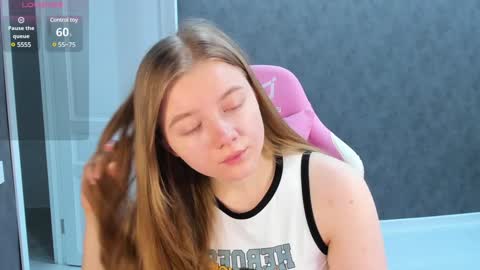 Snapshot of eva_tomiok chatting on 01-26-25, 05:56 Eva online show from 01-26-25, 05:56