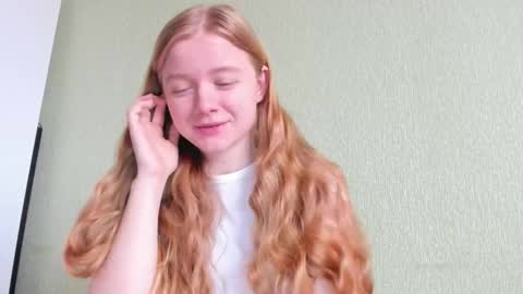 Snapshot of eva_tomiok chatting on 10-12-25, 05:28 Eva online show from 10-12-25, 05:28