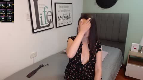 Snapshot of eva_villa chatting on 01-09-25, 01:13 Eva online show from 01-09-25, 01:13