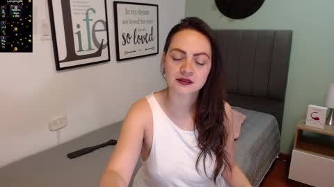 Snapshot of eva_villa chatting on 01-11-25, 12:50 Eva online show from 01-11-25, 12:50