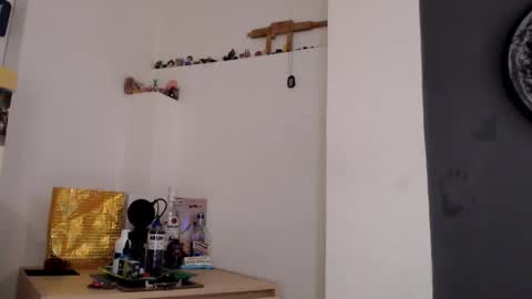 MISS EVY online show from 01-14-26, 05:13