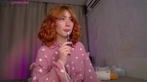 Eva online show from 10-31-25, 01:06