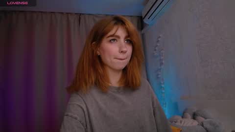 Snapshot of evaa_moonn_ chatting on 03-14-26, 06:35 Eva online show from 03-14-26, 06:35