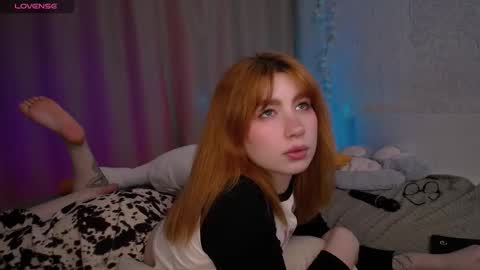 Snapshot of evaa_moonn_ chatting on 03-17-26, 01:14 Eva online show from 03-17-26, 01:14