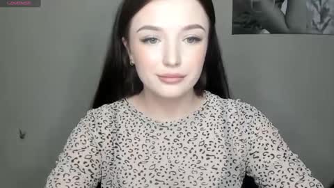 Snapshot of evaamillerr chatting on 01-20-25, 01:11 Eva online show from 01-20-25, 01:11