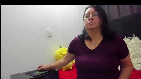 Eva online show from 11-24-25, 02:39