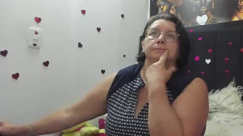 Eva online show from 04-15-26, 08:31