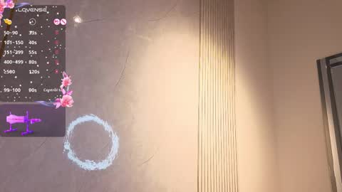 Snapshot of evabloom_ chatting on 10-25-25, 02:24 EvaBloom online show from 10-25-25, 02:24