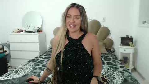 EvaBomb online show from 09-10-25, 09:26