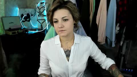 Snapshot of evabrownie chatting on 09-12-25, 12:38 Eva Brownie online show from 09-12-25, 12:38