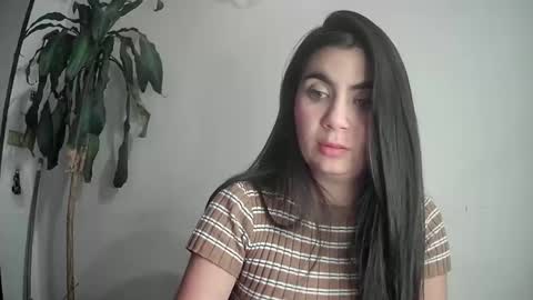 evacollins12 online show from 02-23-25, 11:36