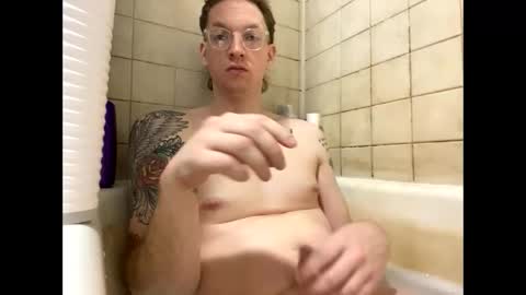 Snapshot of evageniex chatting on 12-19-25, 03:41 evageniex online show from 12-19-25, 03:41