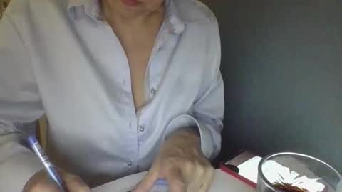 evaglad online show from 10-10-25, 03:33