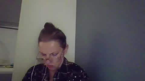 evaglad online show from 11-02-25, 02:30