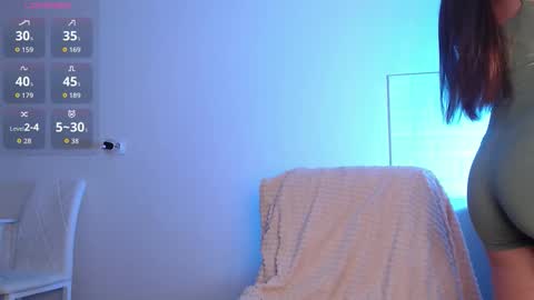 Snapshot of evahailey_ chatting on 11-26-25, 04:13 Eva online show from 11-26-25, 04:13