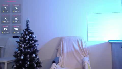 Snapshot of evahailey_ chatting on 12-15-25, 04:17 Eva online show from 12-15-25, 04:17