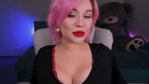 Eva online show from 12-14-24, 02:23