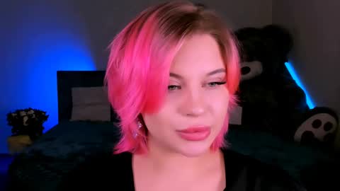 Eva online show from 02-15-25, 03:52