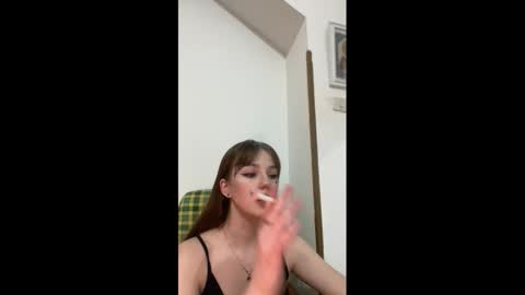 Snapshot of evakapnist chatting on 02-27-26, 09:15 evakapnist online show from 02-27-26, 09:15