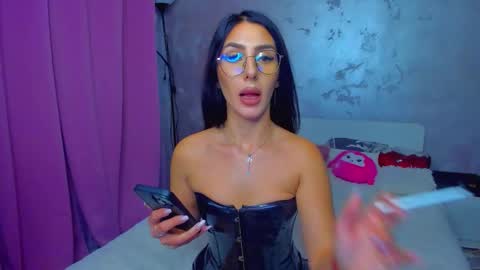 Snapshot of evalaane chatting on 11-02-25, 09:06 Eva online show from 11-02-25, 09:06