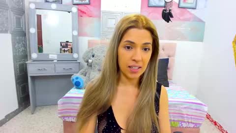 Eva online show from 02-18-25, 01:00