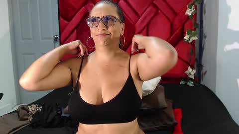 Eva Mills online show from 12-30-24, 09:08
