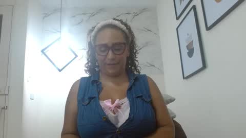 Eva Mills online show from 09-27-25, 07:41