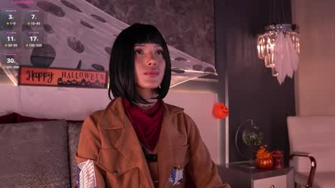 Eva Moretti online show from 10-31-25, 01:06