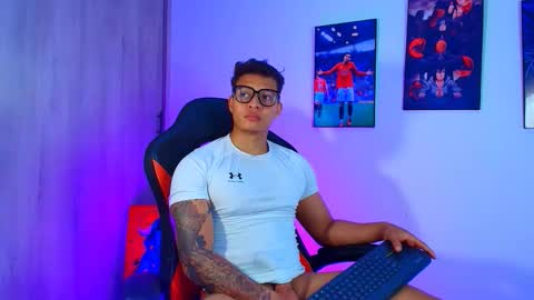 EVAN GREY online show from 10-15-25, 06:46