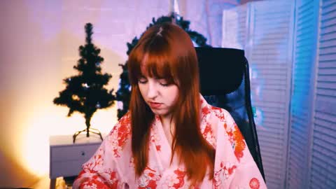 Eva  online show from 12-08-24, 09:13