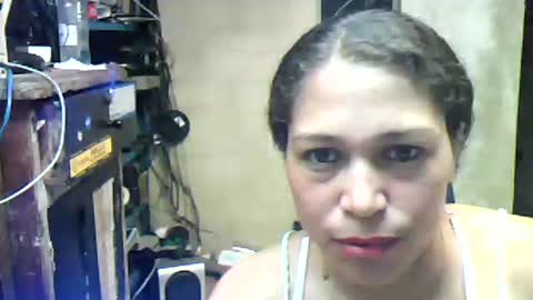 Snapshot of evania_carte_ chatting on 09-27-25, 03:33 Evania online show from 09-27-25, 03:33