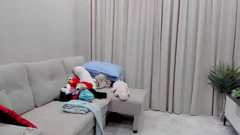 Snapshot of evanonsense chatting on 09-28-25, 07:52 evanonsense online show from 09-28-25, 07:52