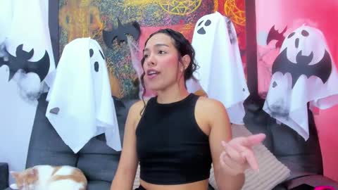 Evan and Susan online show from 10-20-25, 04:18