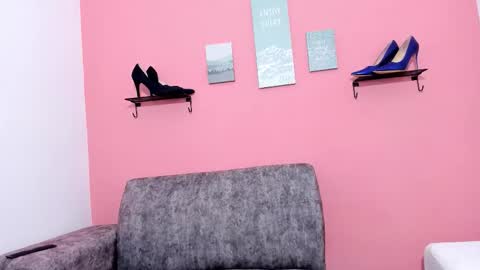 evapalmer_1 online show from 10-27-25, 09:35