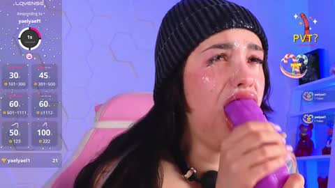 Snapshot of evarabbit chatting on 01-27-25, 11:32 Eva online show from 01-27-25, 11:32