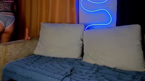 Snapshot of evasunshine18 chatting on 02-04-25, 06:46 Eva online show from 02-04-25, 06:46