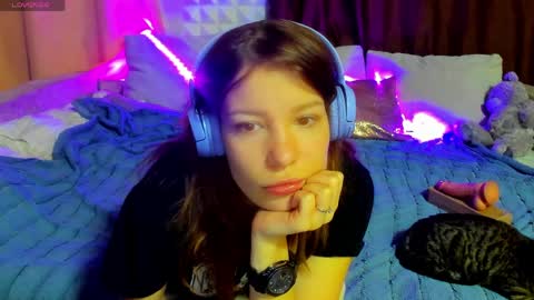 Eva online show from 04-11-26, 02:27