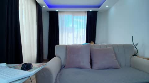  EVA LUNA online show from 02-20-26, 04:40