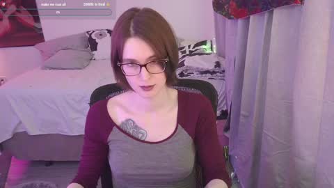 Vivi online show from 03-08-25, 02:45