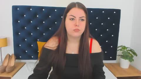 Snapshot of evawetdream chatting on 02-11-25, 06:30 Eva online show from 02-11-25, 06:30