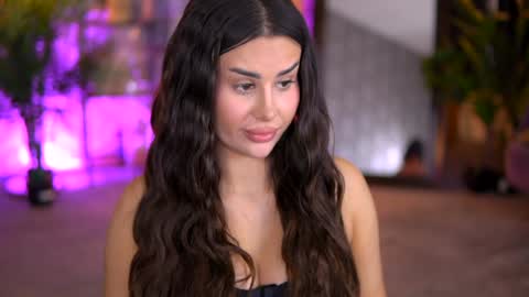 Snapshot of evazane chatting on 12-15-24, 02:27 Eva online show from 12-15-24, 02:27