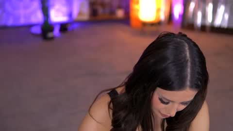 Snapshot of evazane chatting on 12-27-24, 01:07 Eva online show from 12-27-24, 01:07