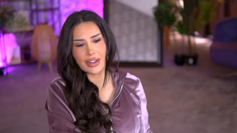 Snapshot of evazane chatting on 01-18-25, 11:00 Eva online show from 01-18-25, 11:00