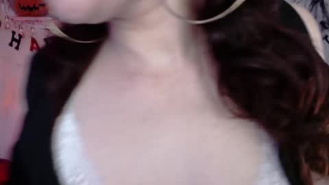 Eve Blue  friends. IG eve blue77 TW EveBlue 1 OF eveblue7 online show from 10-26-25, 02:06