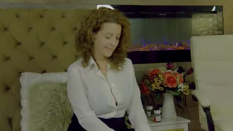 EveHamilton online show from 11-14-25, 06:50