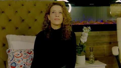 EveHamilton online show from 02-05-26, 07:29