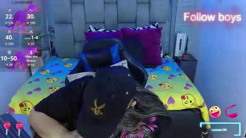 evelin zaens online show from 11-27-25, 05:09